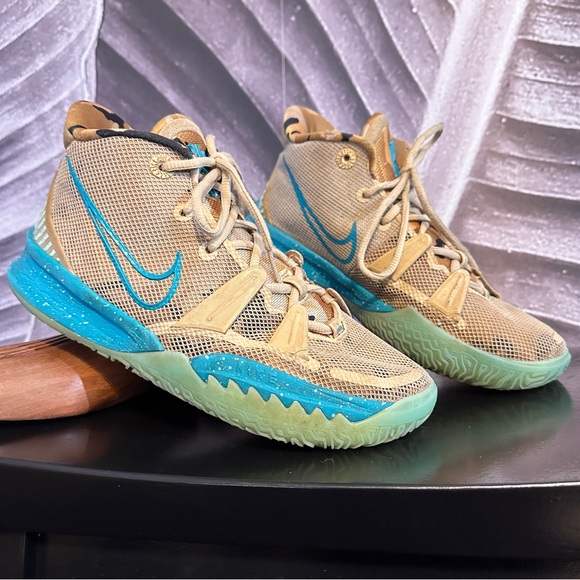 Nike Sneakers Kyrie Ripple 5Y 5 CT4080-207 Camo Net Basketball High Tops - Picture 1 of 14
